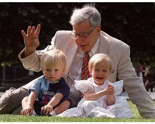 贝秀助孕官网(坤和代生儿子费用),重庆三代试管婴儿医院生孩子价格表！附具体